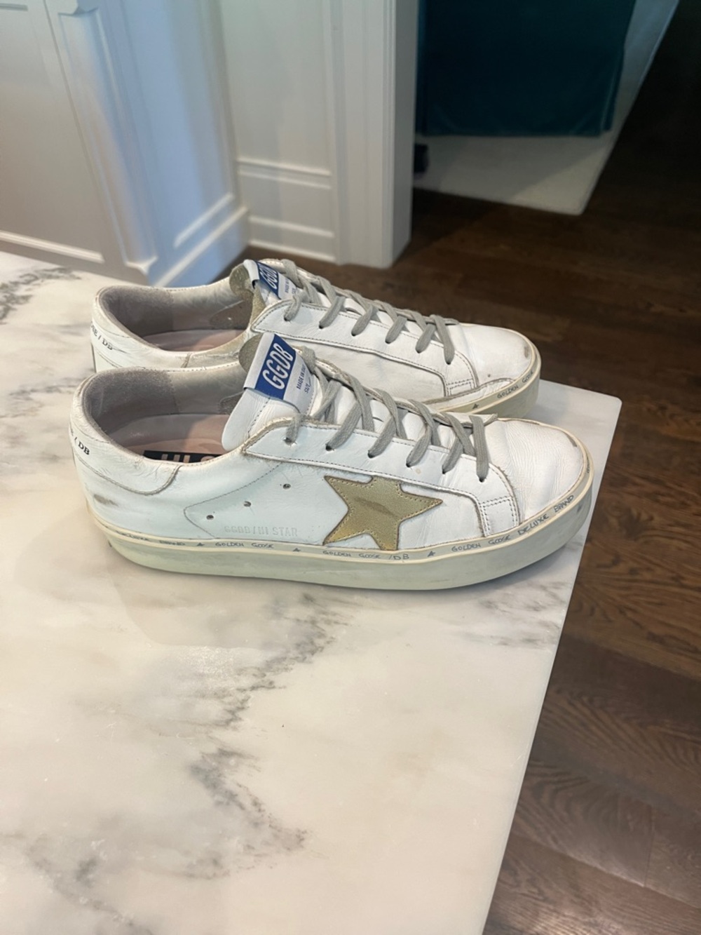 Authentic Golden Goose Sneakers size 39